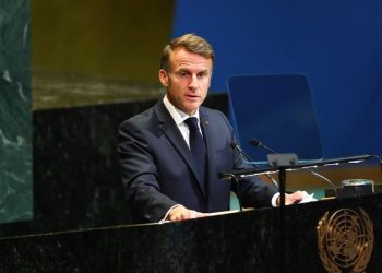 Watch: Macron calls Trump after presidential motorcade blocks him in NYC traffic