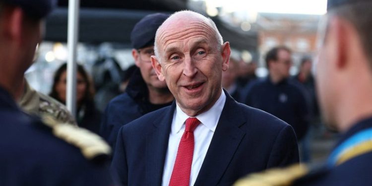 UK ready to send troops, jets, ships if Trump clinches Ukraine ceasefire, defense chief says